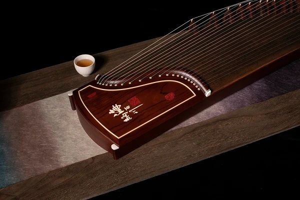 【新品发布】专业级古筝「海纳百川」：海纳百川，有容乃大