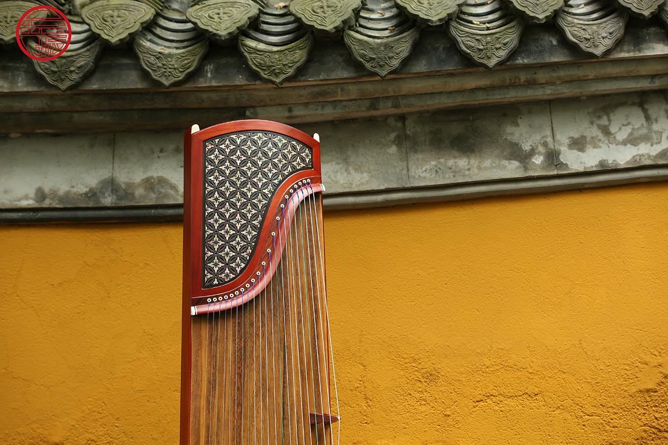 188l 落英缤纷 - 往期筝系列 - 玉振古筝 - 40年技术沉淀,铸就扬州筝